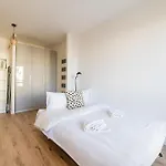 شقة Posnania Comfort By Bookinghost